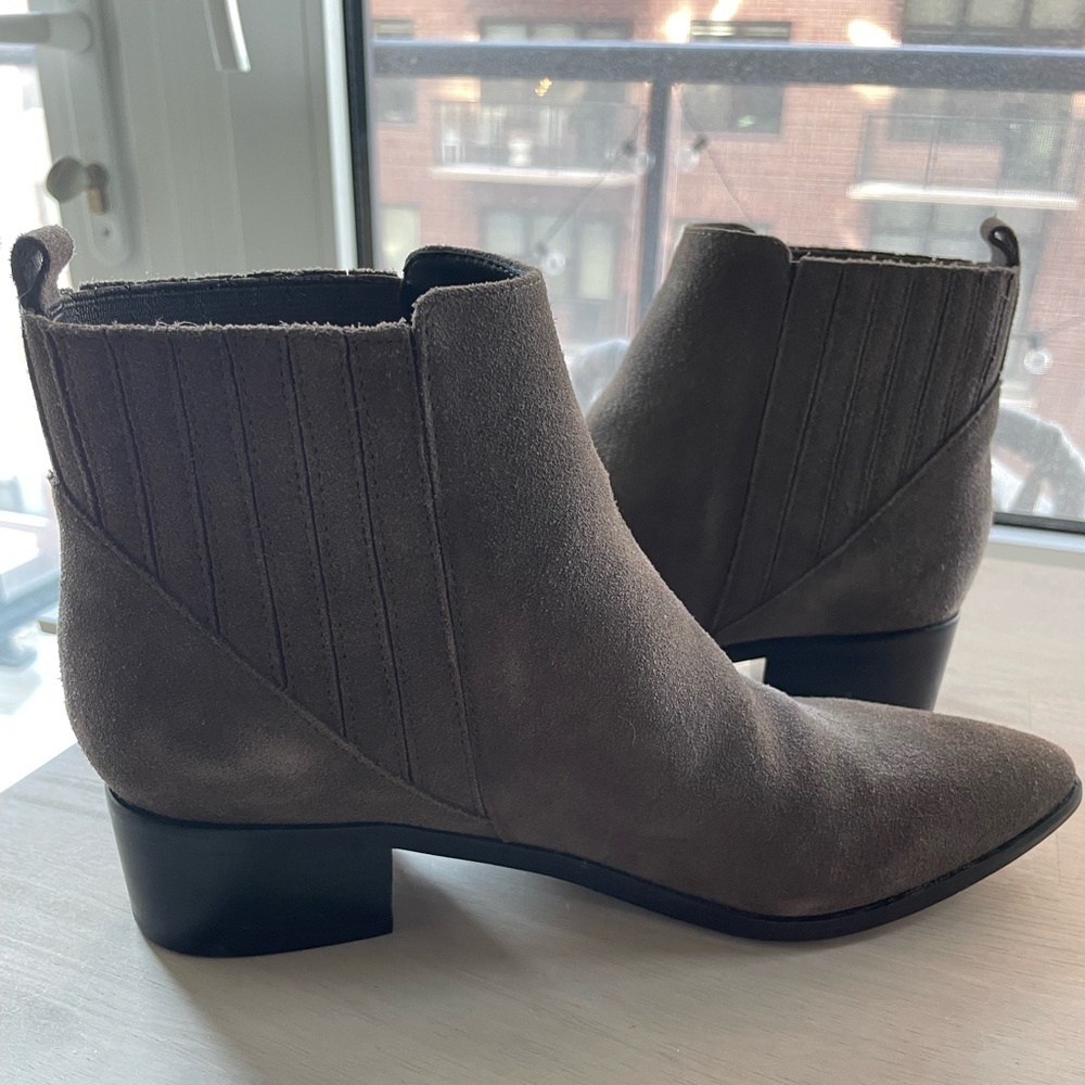 Marc Fisher LTD Suede MYLOLLI Booties size 7.5